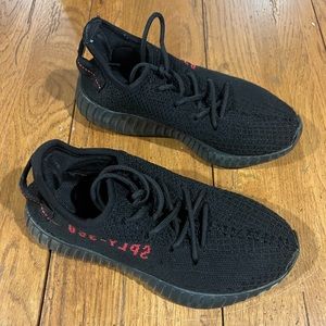 Yeezy Boost Size Youth 3.  Used condition.  My son absolutely loved these!